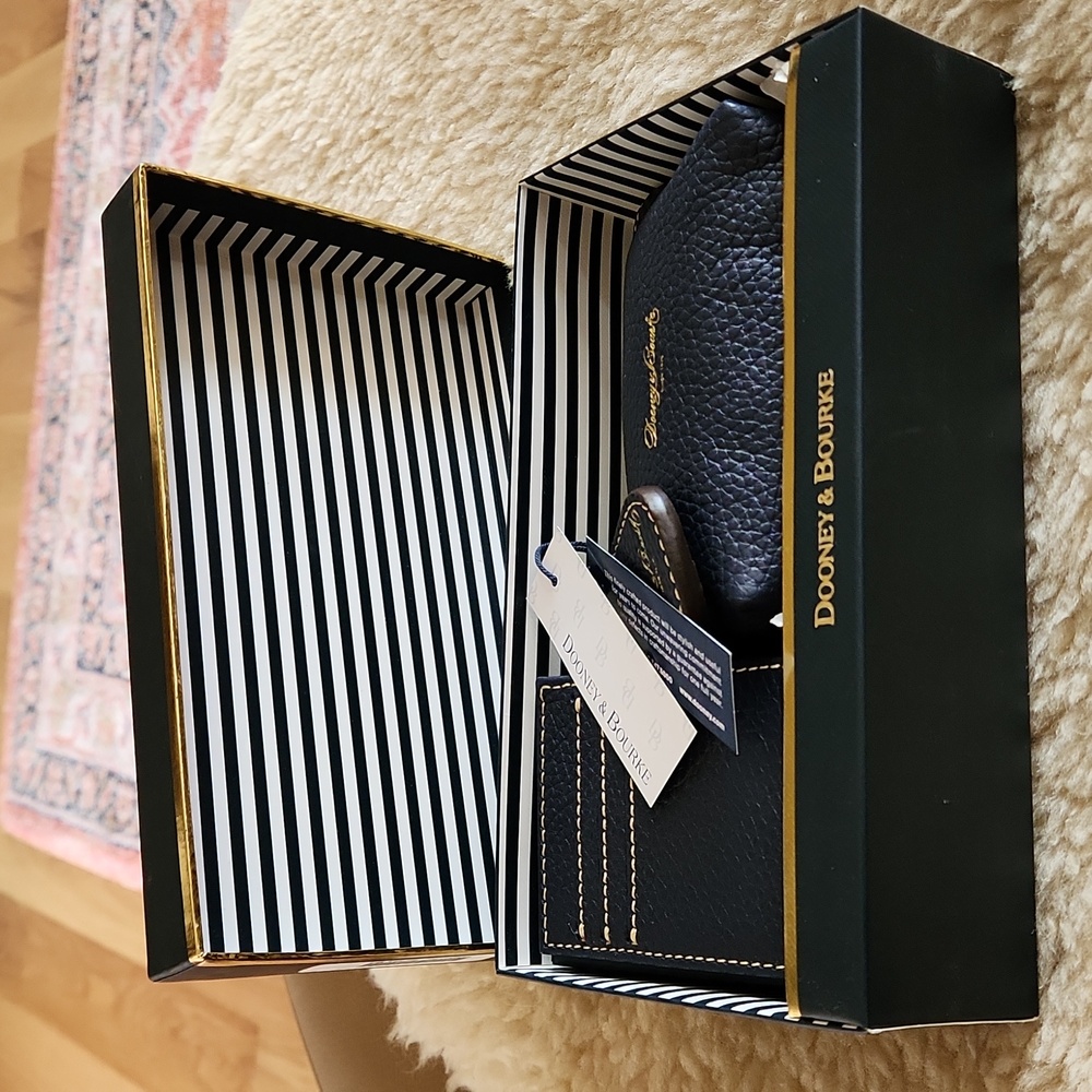 Cute NWT IOB Dooney & Bourke Midnight Blue 3 Piece Gift Set 💙🖤🎁 - Picture 13 of 16